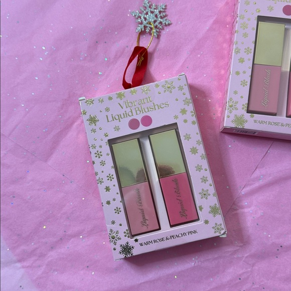 ❄️💝❄️GIVEAWAY for Posh SHOW!❄️💝❄️ - Picture 3 of 5